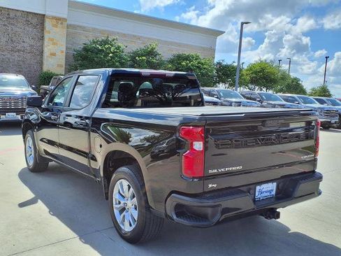 Used 2023 Chevrolet Silverado 1500 Custom image 25