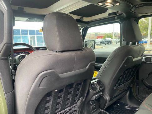 Used 2020 Jeep Wrangler Unlimited Rubicon AWD/4WD image 28