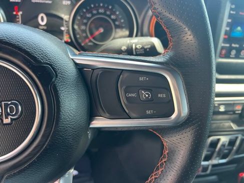 Used 2021 Jeep Gladiator Mojave w/ LED Lighting Group AWD/4WD image 13