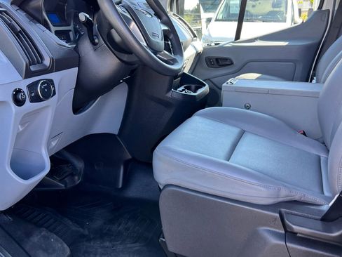 Used 2018 Ford Transit 150 130 Medium Roof image 9