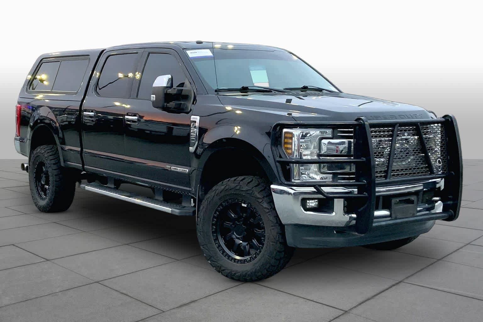 Used 2018 Ford F250 Lariat w/ Chrome Package AWD/4WD image 3