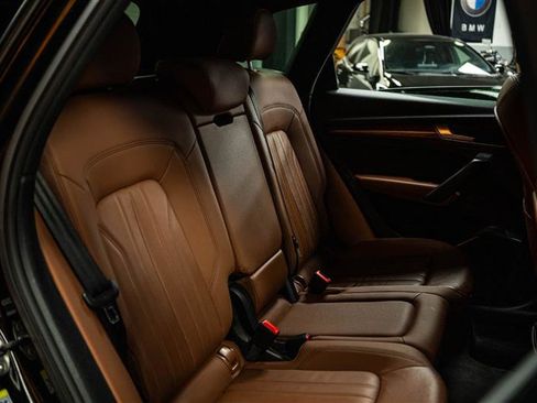 Used 2023 Audi Q5 2.0T Premium image 12