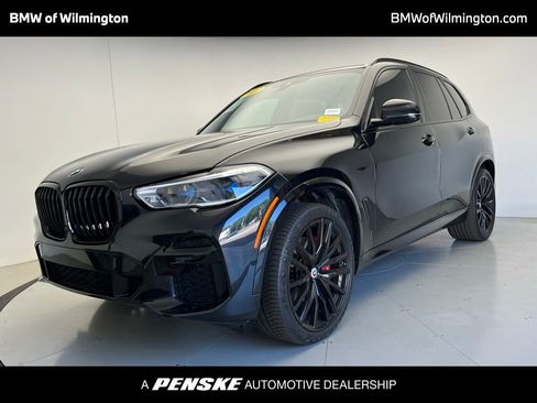 Certified 2022 BMW X5 sDrive40i w/ M Sport Package RWD image 1