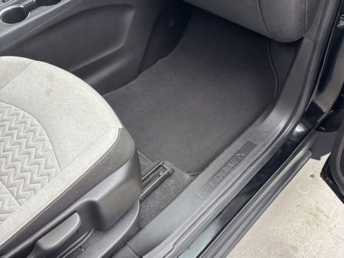 Used 2024 Chevrolet Equinox LT FWD image 28