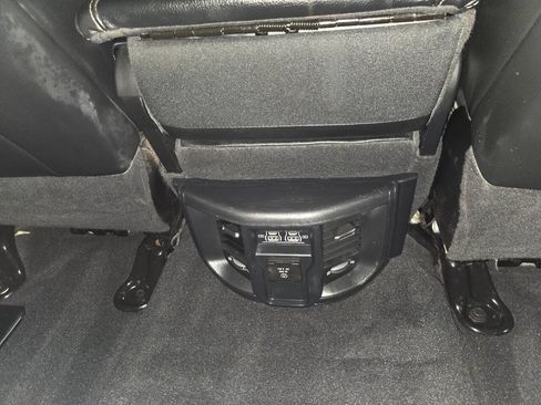 Used 2023 RAM 2500 Laramie AWD/4WD image 30