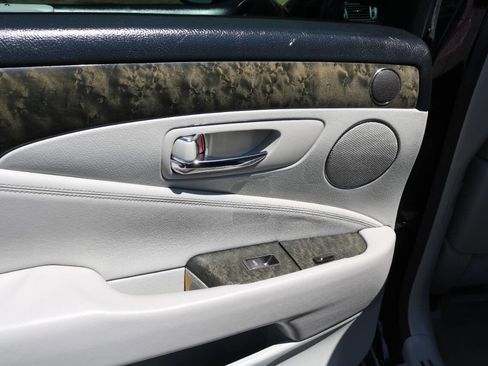 Used 2010 Lexus LS 460 image 78