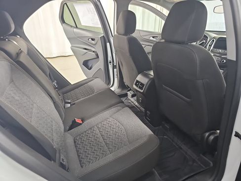 Certified 2024 Chevrolet Equinox LT AWD/4WD image 14