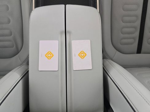 Used 2023 Rivian R1S Launch Edition image 31