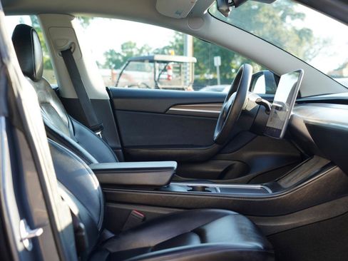 Used 2023 Tesla Model 3 Standard Range RWD image 8
