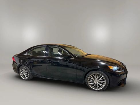 Used 2016 Lexus IS 300 AWD image 1