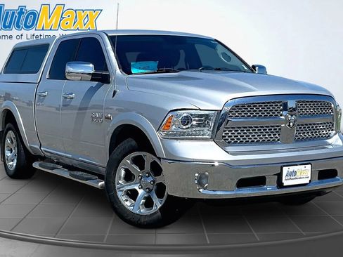 Used 2017 RAM 1500 Laramie AWD/4WD image 5