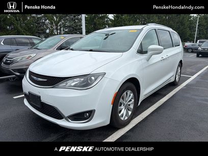 Used 2018 Chrysler Pacifica Touring-L Plus