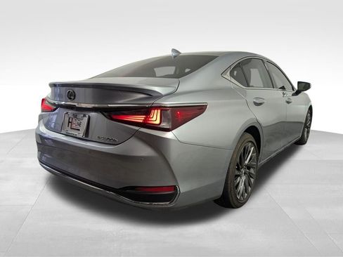 Used 2025 Lexus ES 300h Ultra Luxury w/ Accessory Package (Z1) image 26