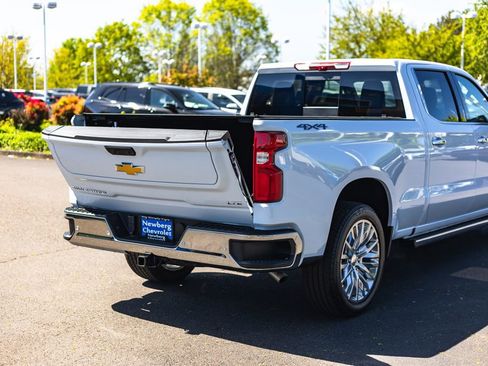 New 2026 Chevrolet Silverado 1500 LTZ w/ Technology Package AWD/4WD image 8
