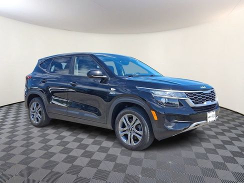 Certified 2023 Kia Seltos LX AWD/4WD image 1