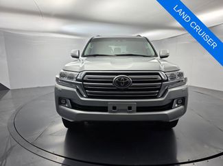 Used 2018 Toyota Land Cruiser video 2