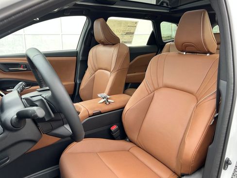 New 2026 Toyota Crown Signia Limited image 11