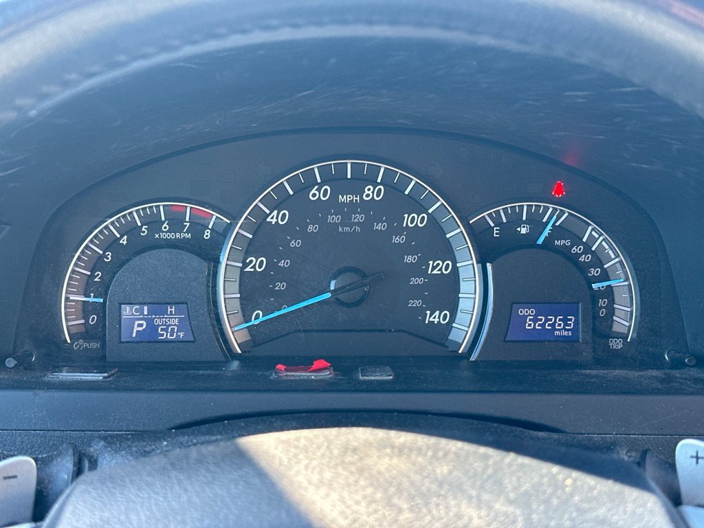Used 2012 Toyota Camry SE FWD image 27