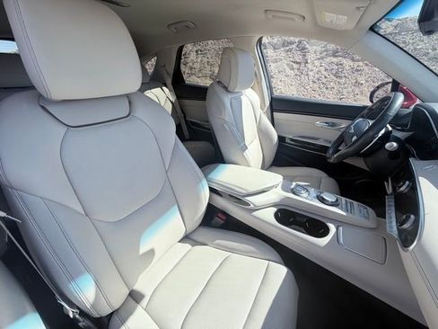 Used 2023 Genesis GV70 2.5T image 32