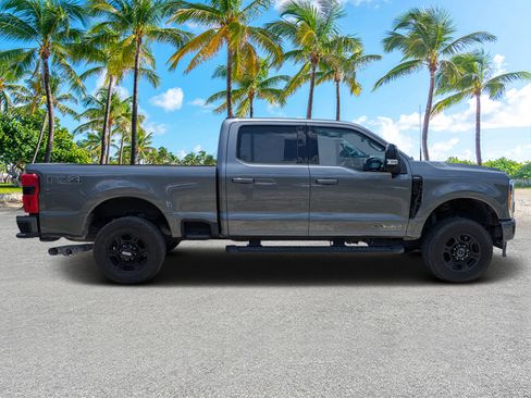 Used 2023 Ford F250 Lariat w/ Black Appearance Package AWD/4WD image 3