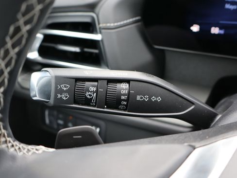 Certified 2024 Chevrolet Traverse LT FWD image 21