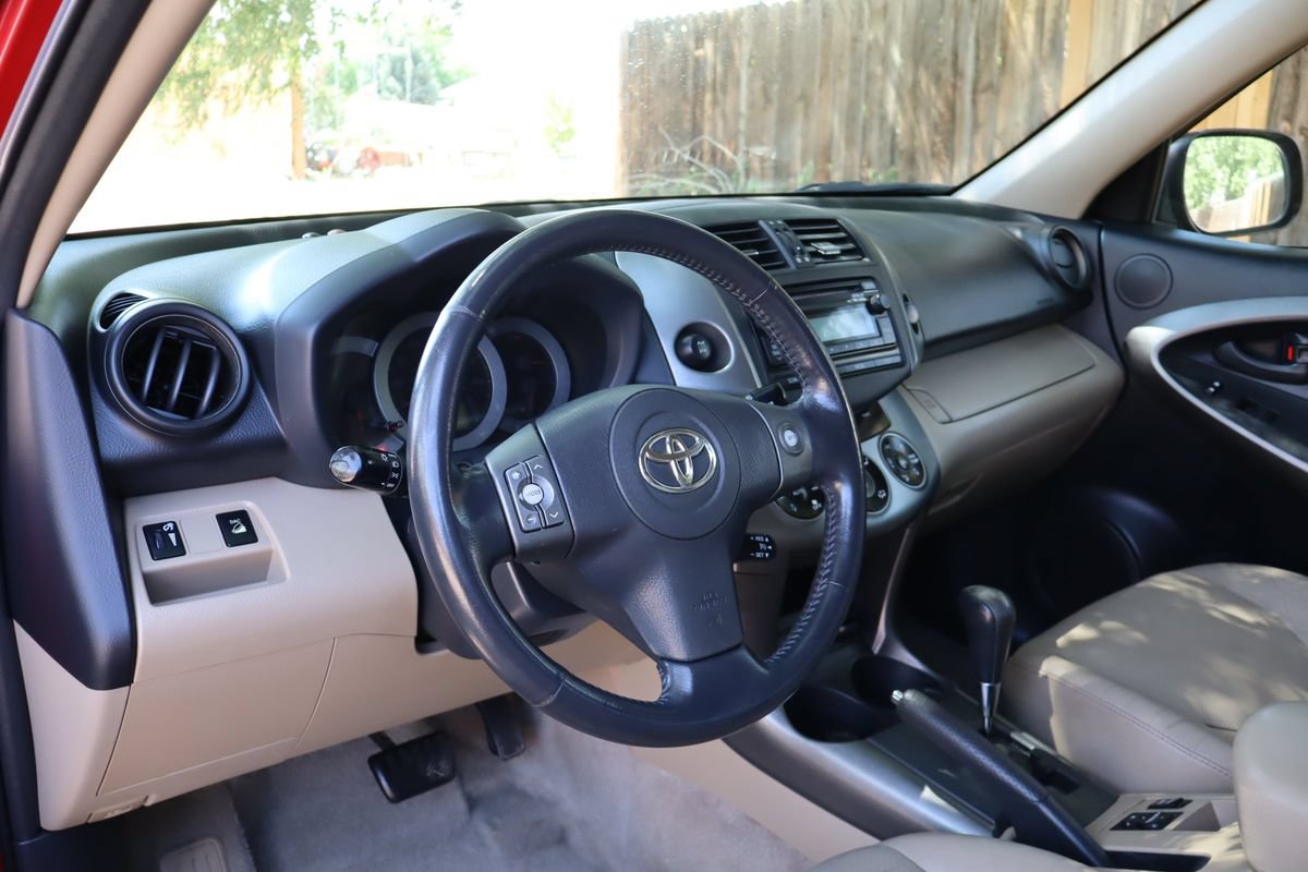 Used 2012 Toyota RAV4 Limited w/ Premium Plus Value Pkg AWD/4WD image 15
