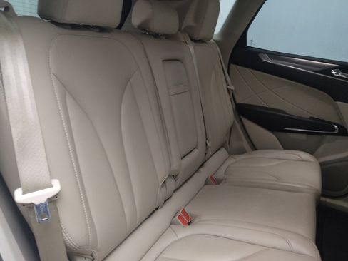 Used 2019 Lincoln MKC Premiere FWD image 19