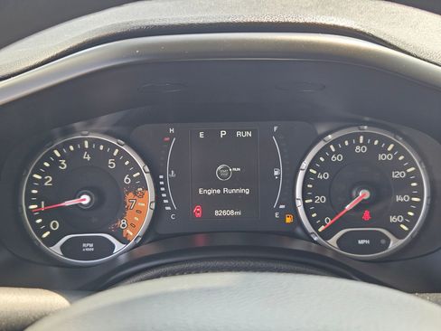 Used 2017 Jeep Renegade Sport w/ Power & Air Group image 16