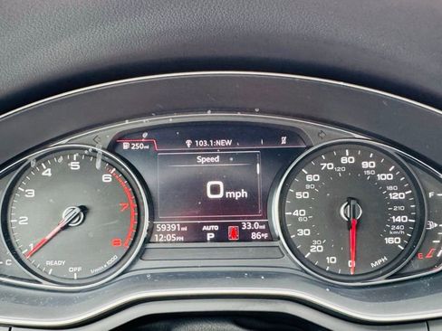 Used 2019 Audi A4 2.0T Premium w/ Convenience Package image 17