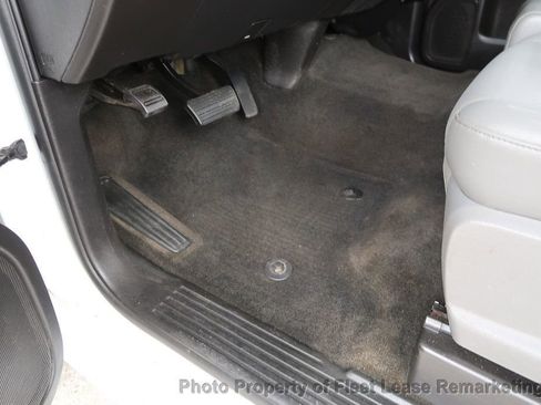 Used 2018 Chevrolet Silverado 1500 W/T w/ Trailering Package image 12