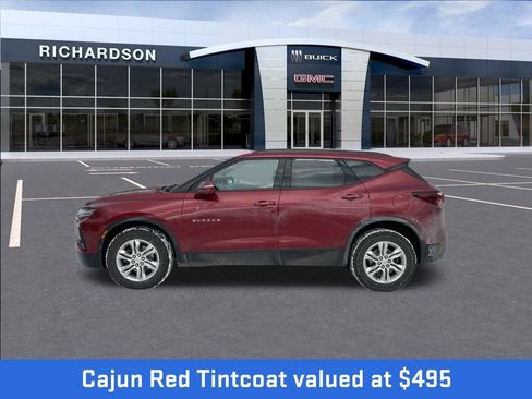 Used 2019 Chevrolet Blazer LT image 2