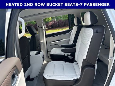 New 2026 GMC Acadia Denali w/ Super Cruise Package FWD image 8