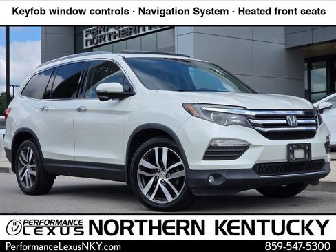 Used 2016 Honda Pilot Touring image 1