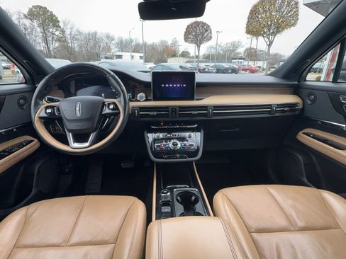 Used 2021 Lincoln Corsair Reserve image 13