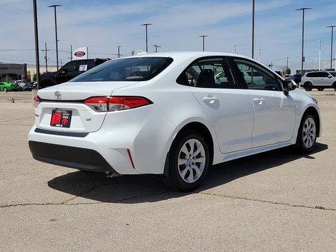 New 2026 Toyota Corolla LE image 4