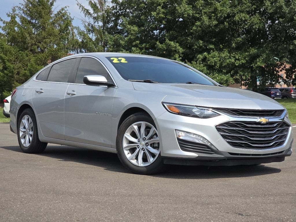 Used 2022 Chevrolet Malibu LT FWD image 1