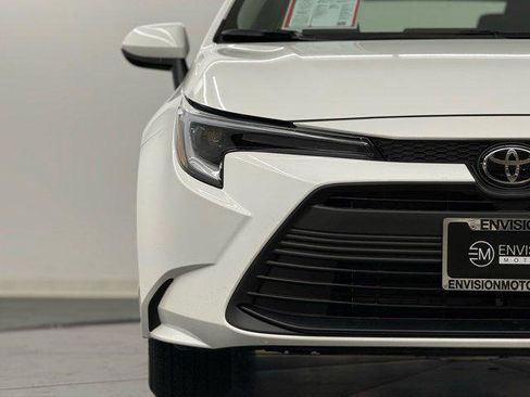 Certified 2026 Toyota Corolla LE image 5