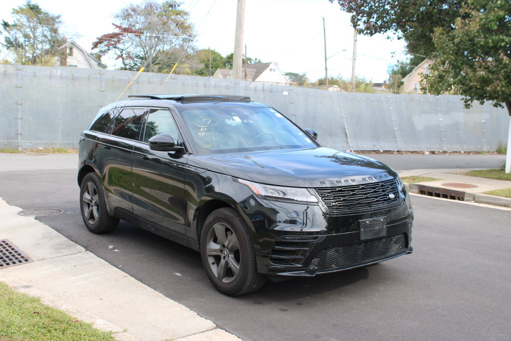 Used 2025 Land Rover Range Rover Velar Dynamic SE AWD/4WD image 4
