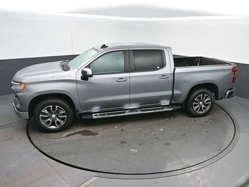 Used 2023 Chevrolet Silverado 1500 LT w/ Convenience Package II image 39