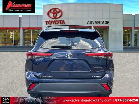 Used 2023 Toyota Highlander XLE AWD/4WD image 8
