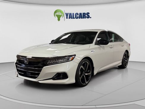 Used 2022 Honda Accord Sport image 1