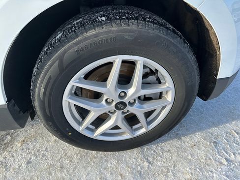 Used 2023 Ford Edge SEL image 17