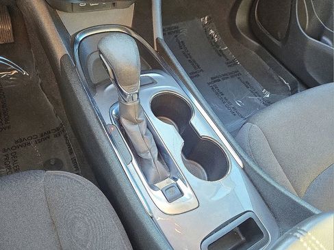 Used 2023 Chevrolet Malibu LT image 31