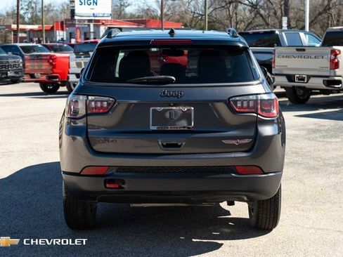 Used 2020 Jeep Compass Trailhawk image 7