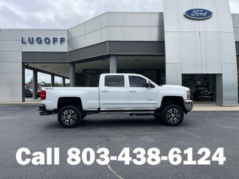 Used 2019 Chevrolet Silverado 2500 LTZ w/ Duramax Plus Package AWD/4WD image 2