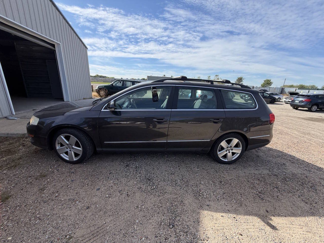 Used 2008 Volkswagen Passat Komfort FWD image 2
