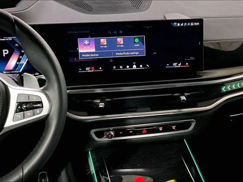 Used 2026 BMW X7 xDrive40i image 7