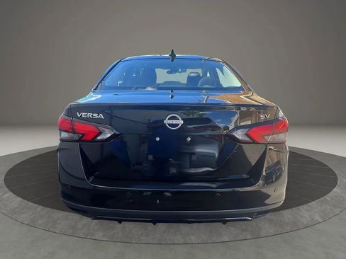 Used 2023 Nissan Versa SV image 6
