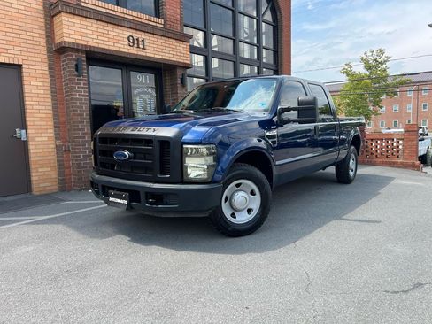 Used 2010 Ford F250 XL RWD image 2