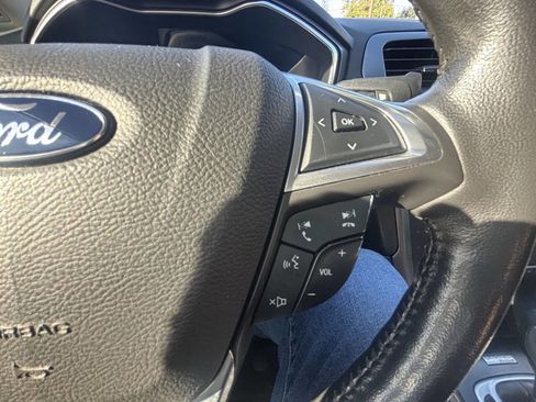 Used 2013 Ford Fusion Titanium image 17